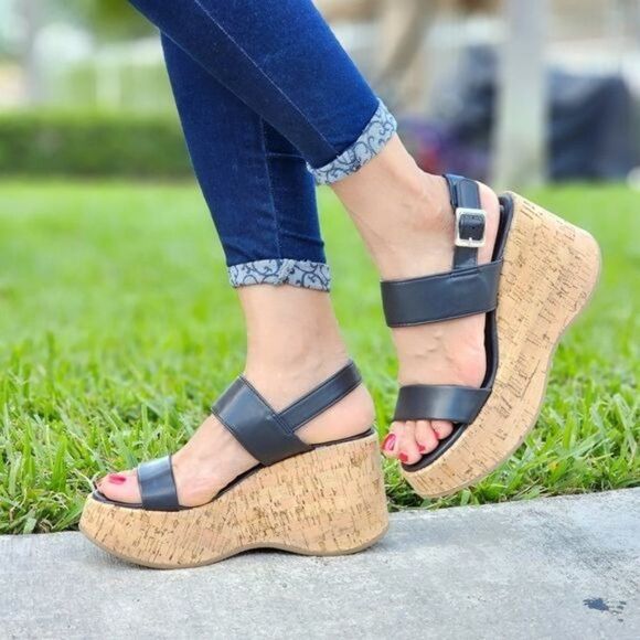 Women's High Platform Ankle Strap Wedge Black Color - Picture 1 of 5